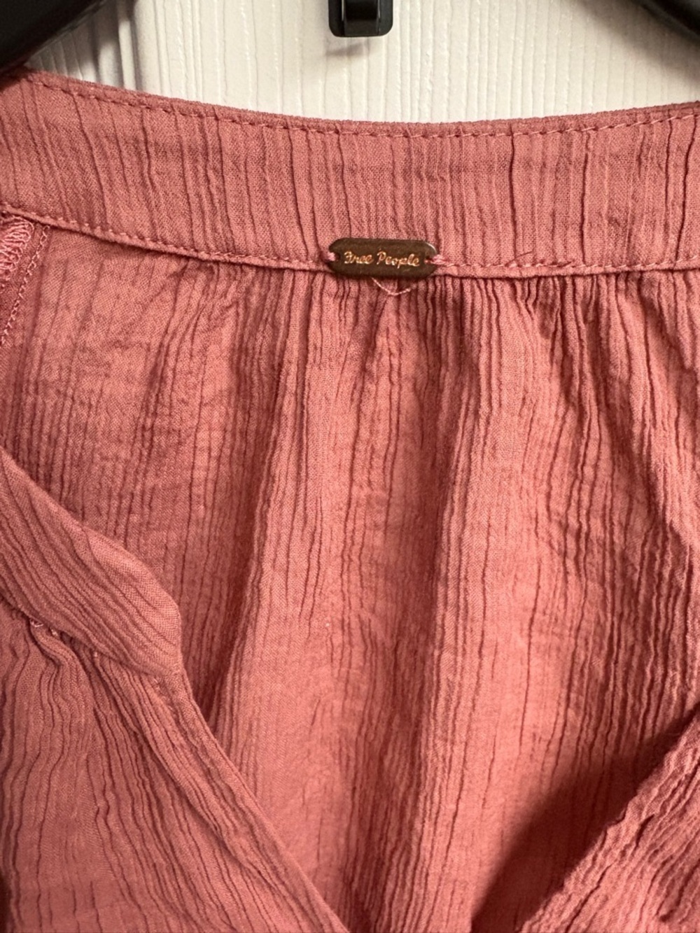 Free People 100% Cotton Rose Colored Button Down Long Sleeve Blouse Small - Picture 2 of 4